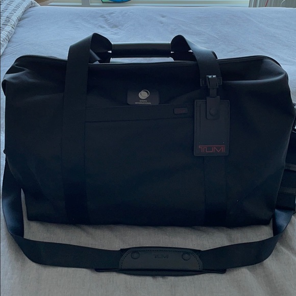 TUMI Travel Satchel - Picture 2 of 6